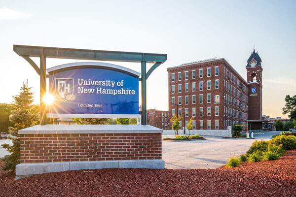 University of New Hampshire Scholarships